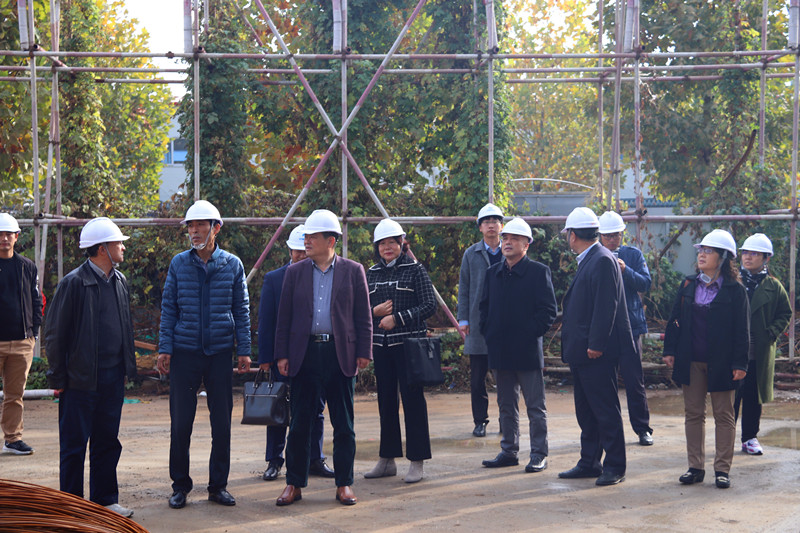 2018青島市重點(diǎn)工程勞動(dòng)競(jìng)賽暨“查保促”活動(dòng)在中建聯(lián)合東郭莊項(xiàng)目開展(圖4)