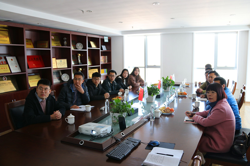 青島園林技術(shù)學(xué)校師生到訪中建聯(lián)合推進校企合作(圖1)