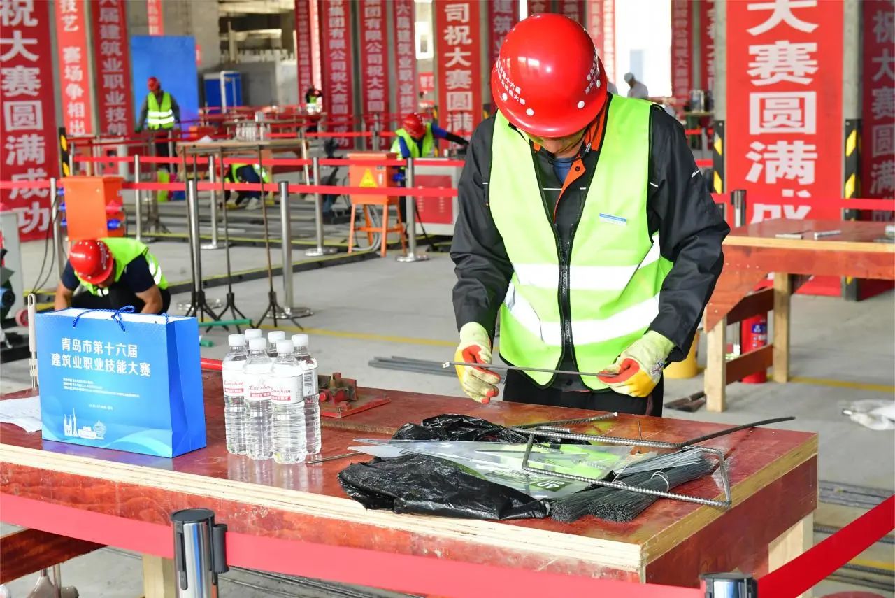 弘揚(yáng)工匠精神，助推中國創(chuàng)造|中建聯(lián)合協(xié)辦青島市第十六屆建筑業(yè)職業(yè)技能大賽(圖6)