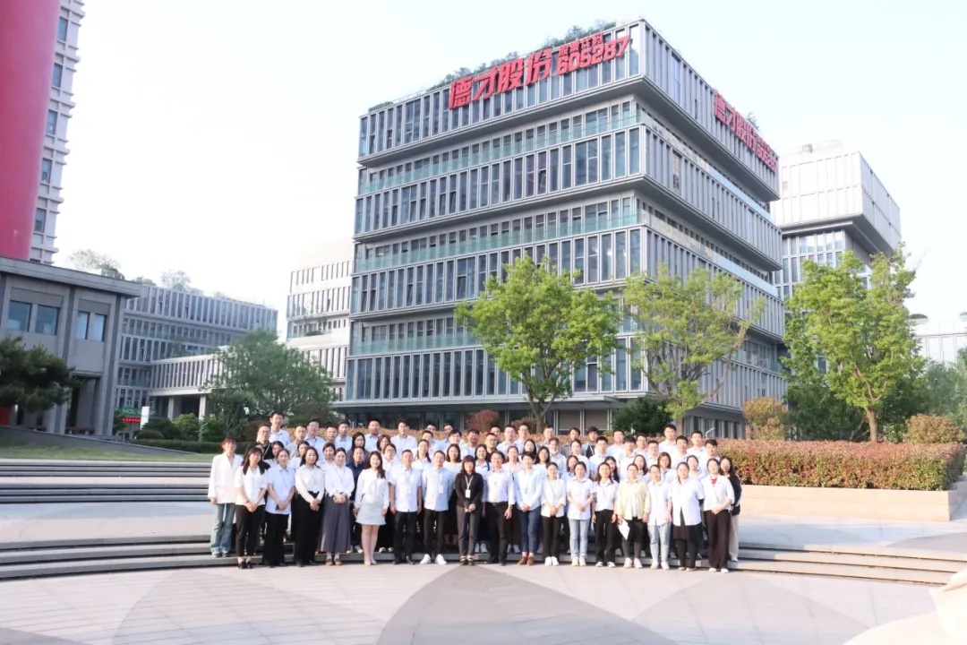 錘煉過硬本領(lǐng)，打造精益商務(wù) | 中建聯(lián)合第二屆商務(wù)技能競(jìng)賽成功舉辦(圖5)